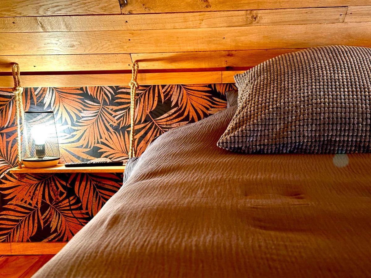 Hour House - Esc'Appart Houyet Buitenkant foto
