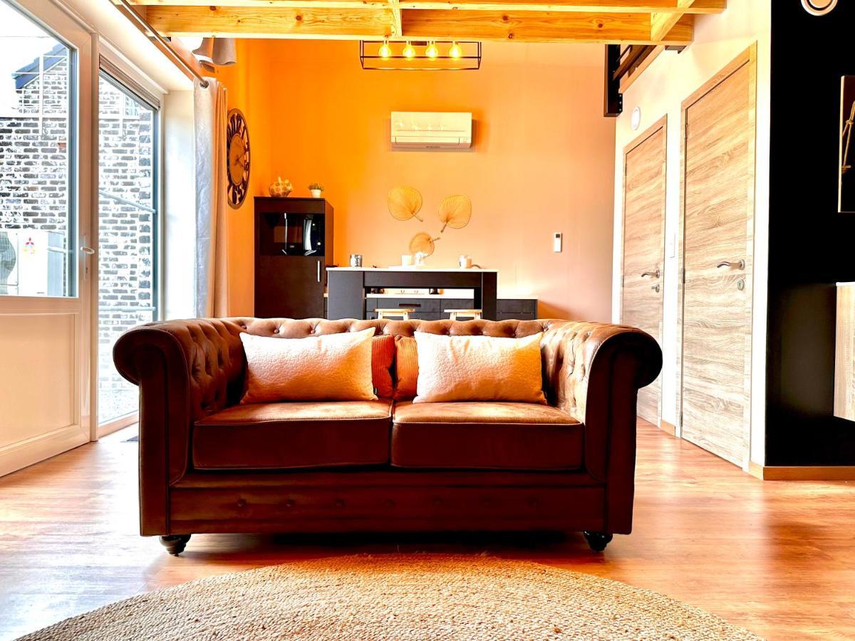 Hour House - Esc'Appart Houyet Buitenkant foto