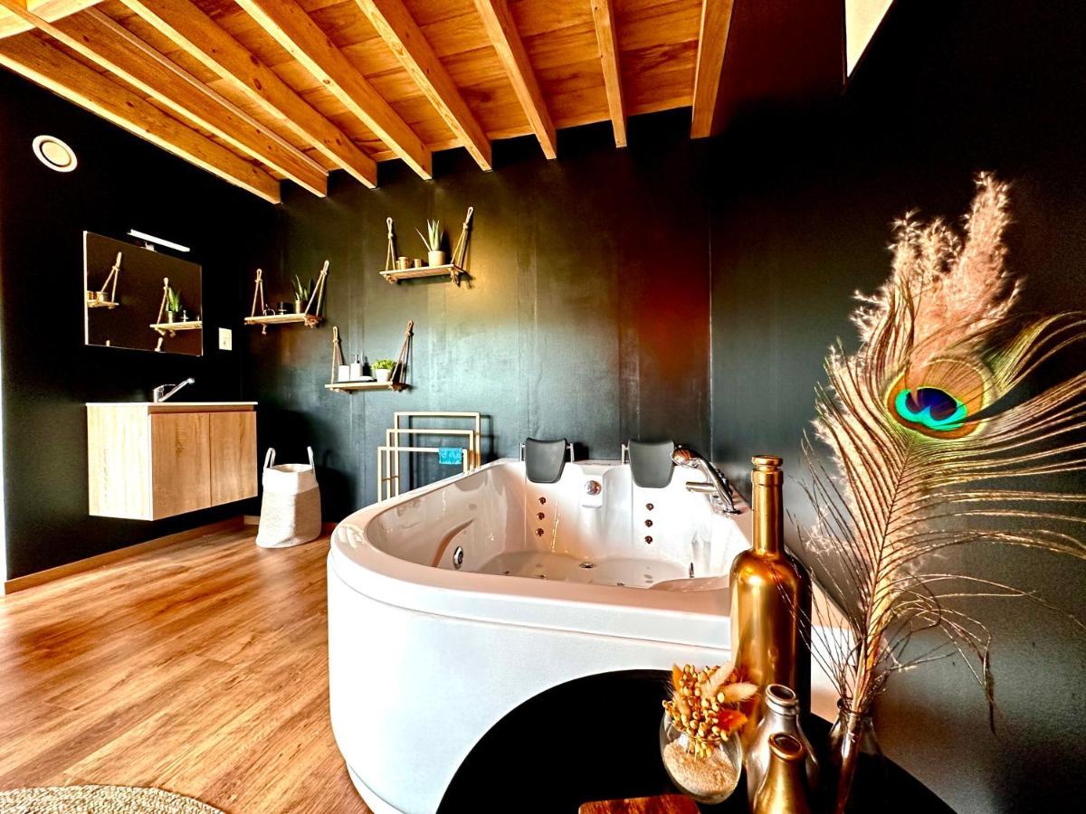 Hour House - Esc'Appart Houyet Buitenkant foto