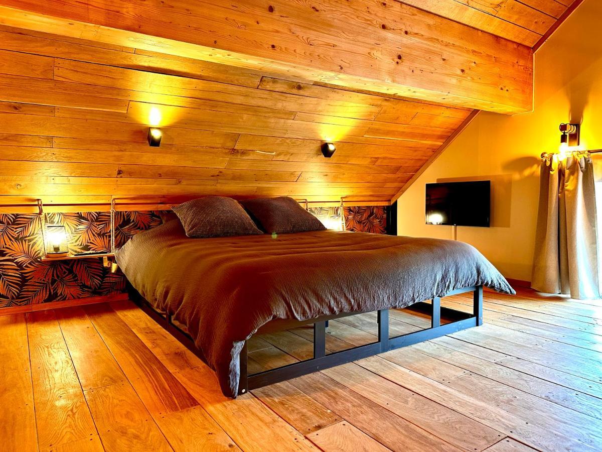 Hour House - Esc'Appart Houyet Buitenkant foto