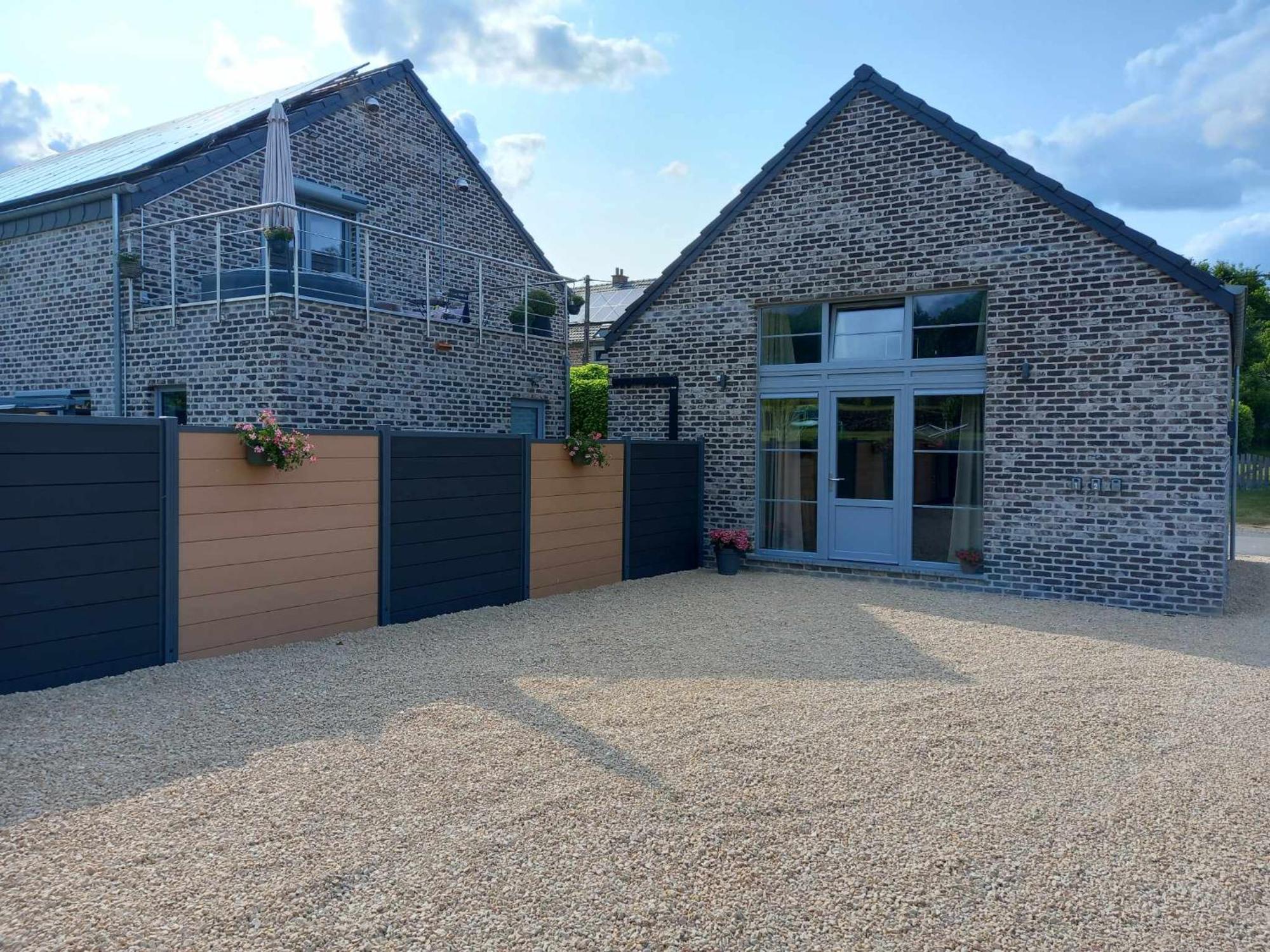 Hour House - Esc'Appart Houyet Buitenkant foto